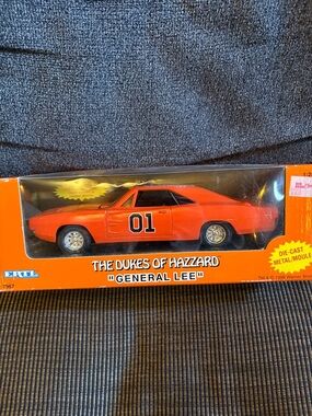 Ertl The Dukes of Hazzard General Lee Die-Cast Orange 01 Car